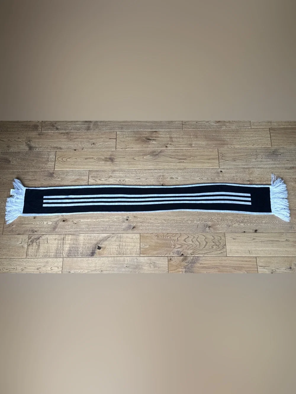 Adidas Juventus FC Soccer Scarf